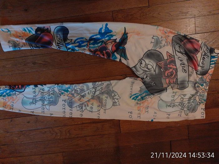 Leggings tatouages - photo numéro 2