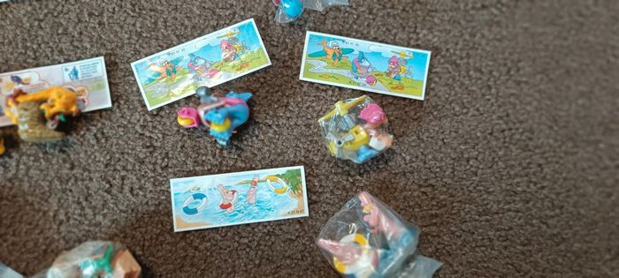 Gros lot kinder et notice mode d'emploi ferrero - photo numéro 5