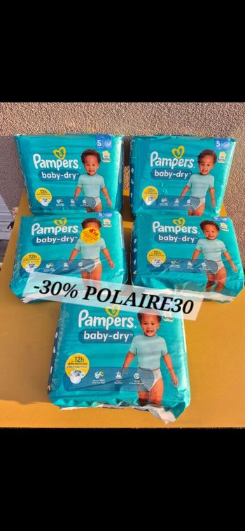 195 couches pampers baby dry taille 5 + bon réduction 4.50€