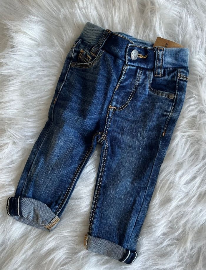 NEUFS  (non portés )🏷🏷🤩😍 superbe  ensemble pull et jeans 3 mois garçon 💙🤎🏷 - photo numéro 5