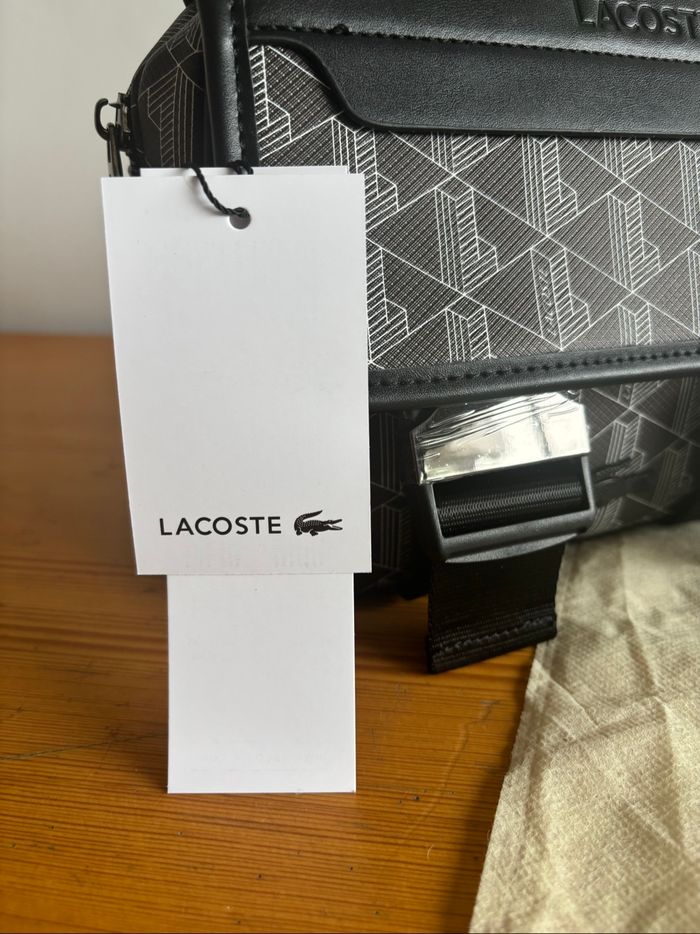 Sacoche Lacoste - photo numéro 5