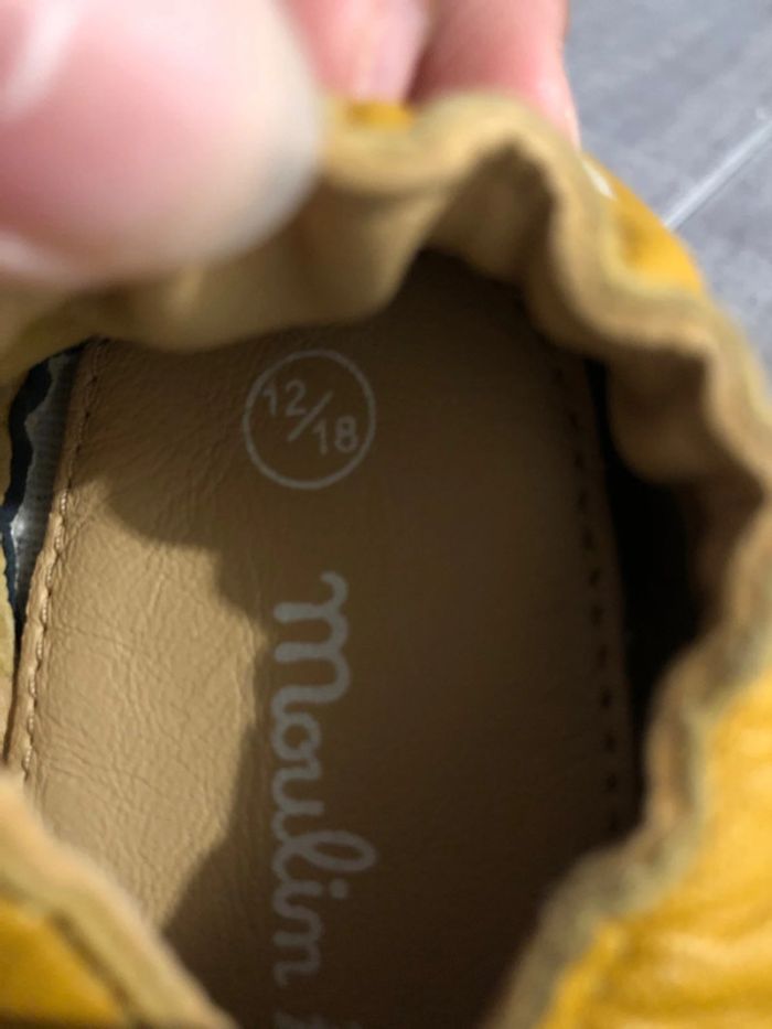 Chaussures cuir Moulin Roty taille 12/18 mois - photo numéro 4