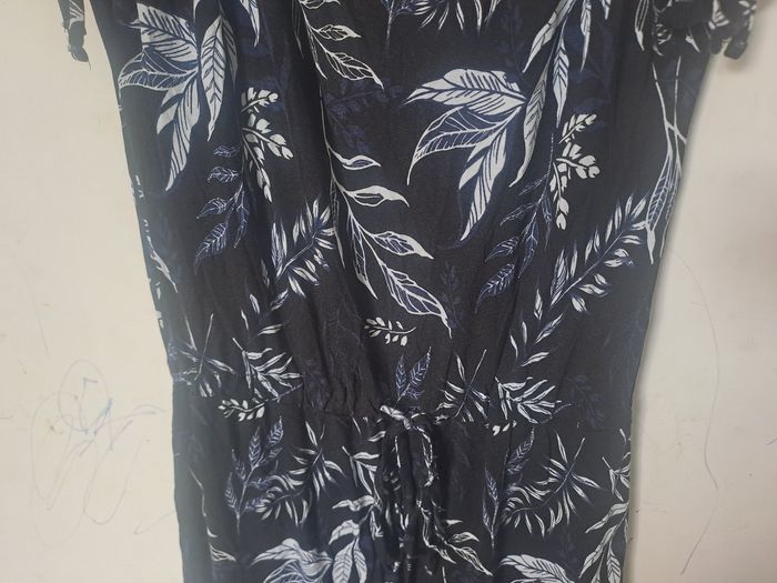 Robe floral marine blanc Taille M - photo numéro 3