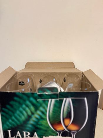 Box verre à vin NEUF