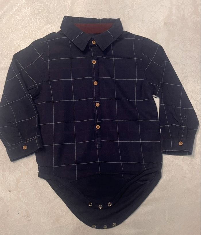 Body chemise KIABI bébé garçon 24 mois 👶 bleu marine à carreaux – look chic & pratique 💙 - photo numéro 4