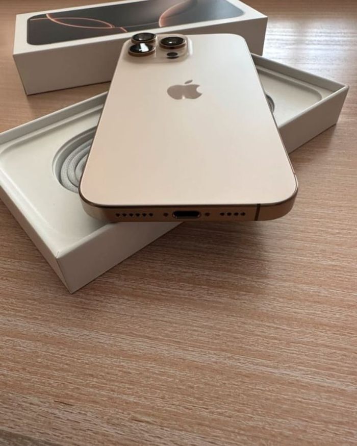 Iphon.16 pro Max - photo numéro 4
