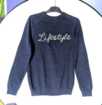 Pull Jules Bleu Très Foncé Ecriture Lifestyle Devant Vêtement Tendance Mode Adolescents