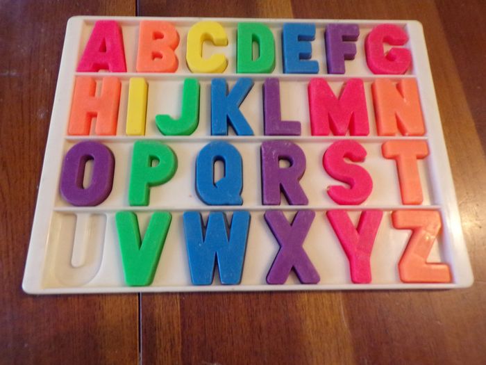 Ancien jouet Fisher Price Toys School Days Desk école Lettres Chiffres 1972 - photo numéro 4