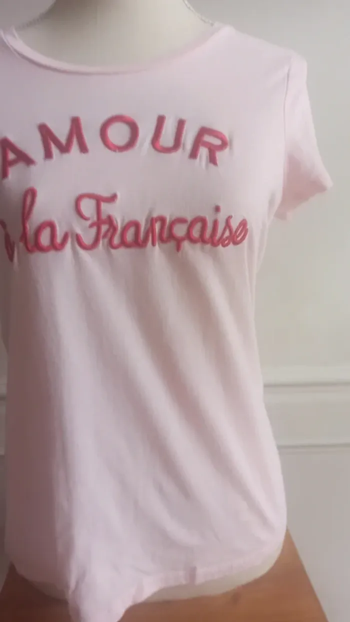 Tee shirt tendance S/M - photo numéro 2