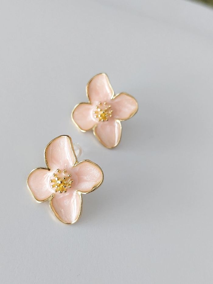 Boucles d'oreilles à clou - hibiscus rose nacrées - acier inoxydable 🌸 - photo numéro 4