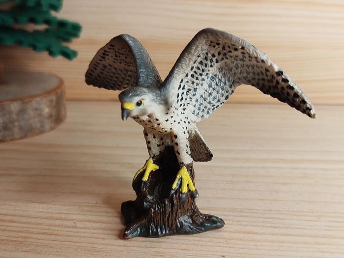 Schleich faucon pèlerin Figurine animal de la montagne