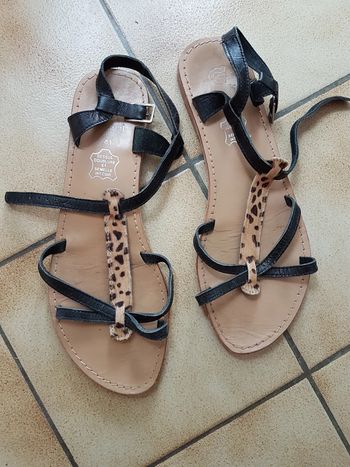 Sandales fines tout cuir