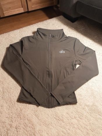 Veste Alo Yoga – Taille M – Très bon état