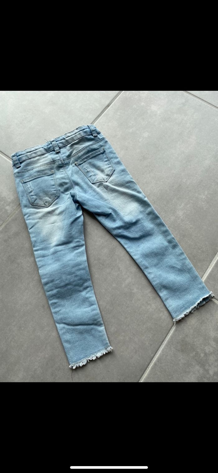 Jean avec broderie 4 ans - photo numéro 10