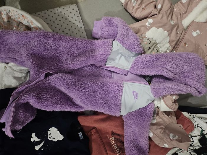 Lots de vêtements bebe fille 12 mois. - photo numéro 5
