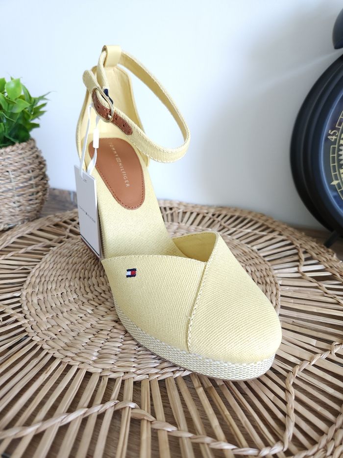 Espadrilles compensées à bride cheville en coton Meringue Tommy Hilfiger Pointure 40 - photo numéro 6