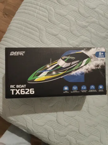 bateau télécommandé