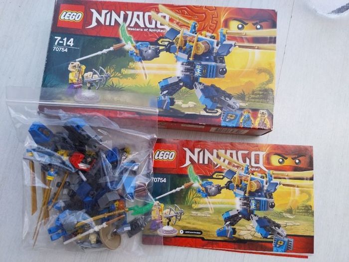 Lego Ninjago - Playthèmes - 70754 - Jeu De Construction - L' Electrorobot