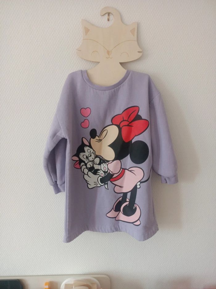 Magnifique robe pull Disney