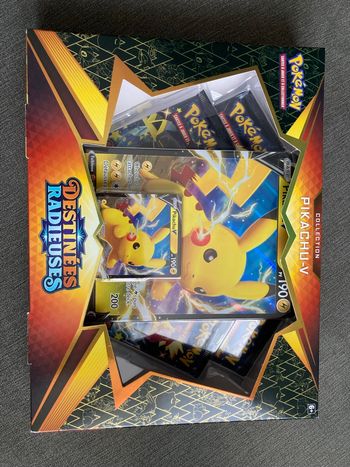 Coffret Pokémon Destinées Radieuses - Pikachu V