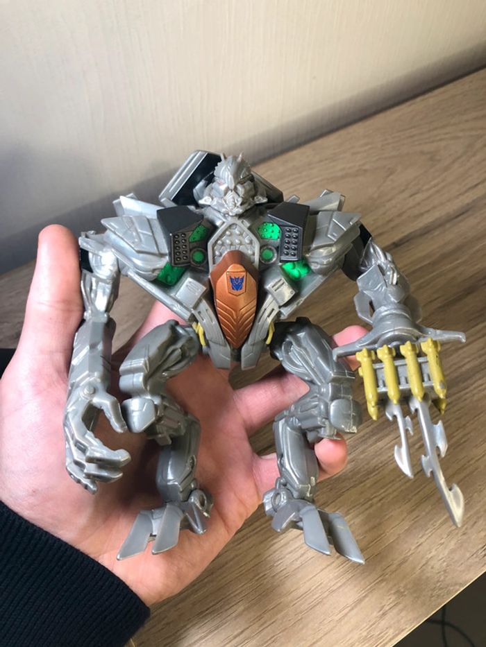 Figurine action figure transformers dark side of the moon