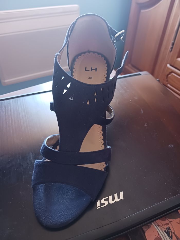 Talons hauts bleu marine t38 - photo numéro 4