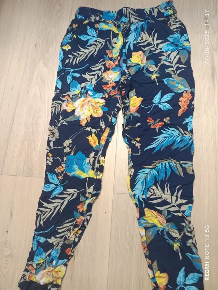Magnifique pantalon fluide taille S