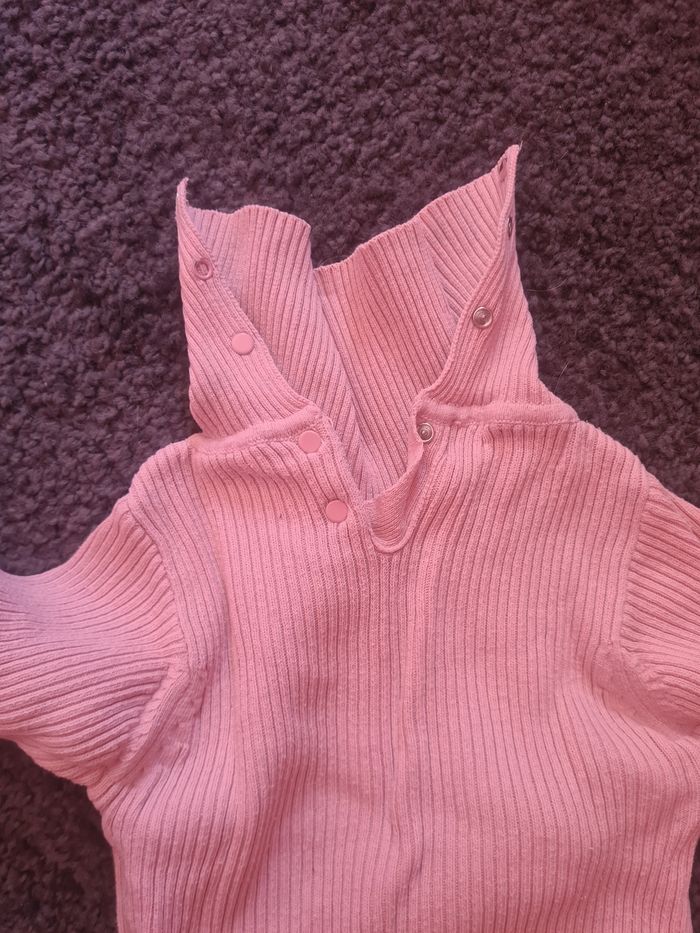 Pull rose 2ans - photo numéro 2