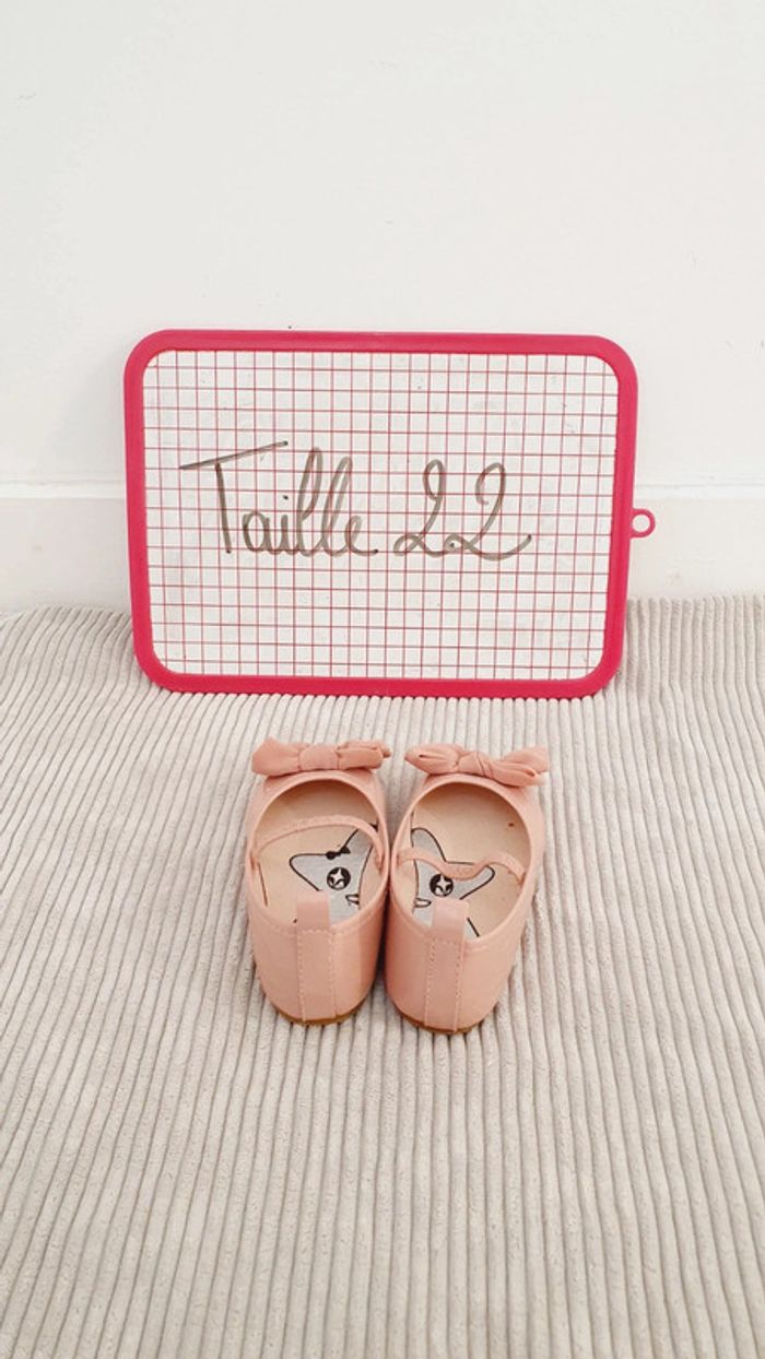 Chaussures ballerines roses brillantes bébé fille Taille 22 Kiabi - photo numéro 3