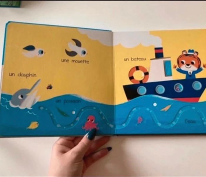 Livre Suis la ligne : Les mots TRÈS BON ÉTAT - photo numéro 4