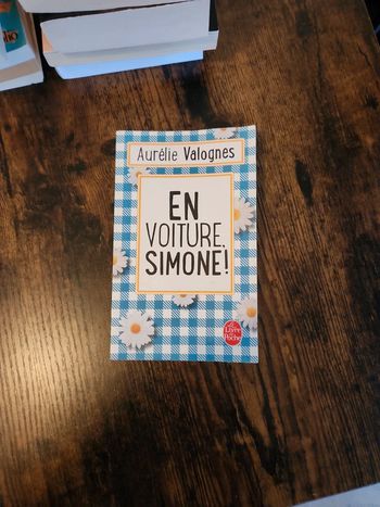 Livre : En voiture, Simone