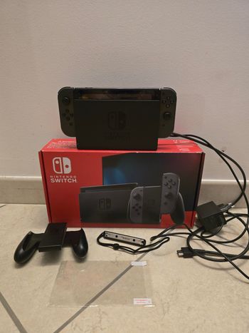 console Nintendo Switch grise 32 go