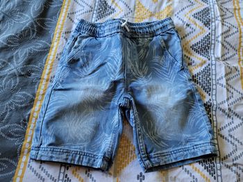 short kiabi 8ans (4e)