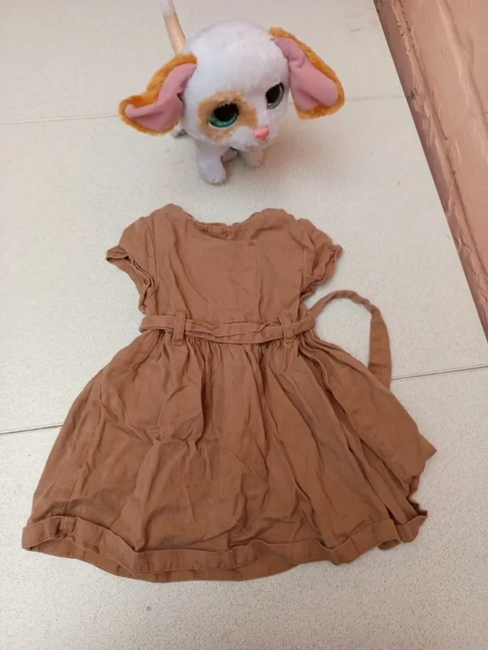 Robe marron Kiabi taille 18mois - photo numéro 3