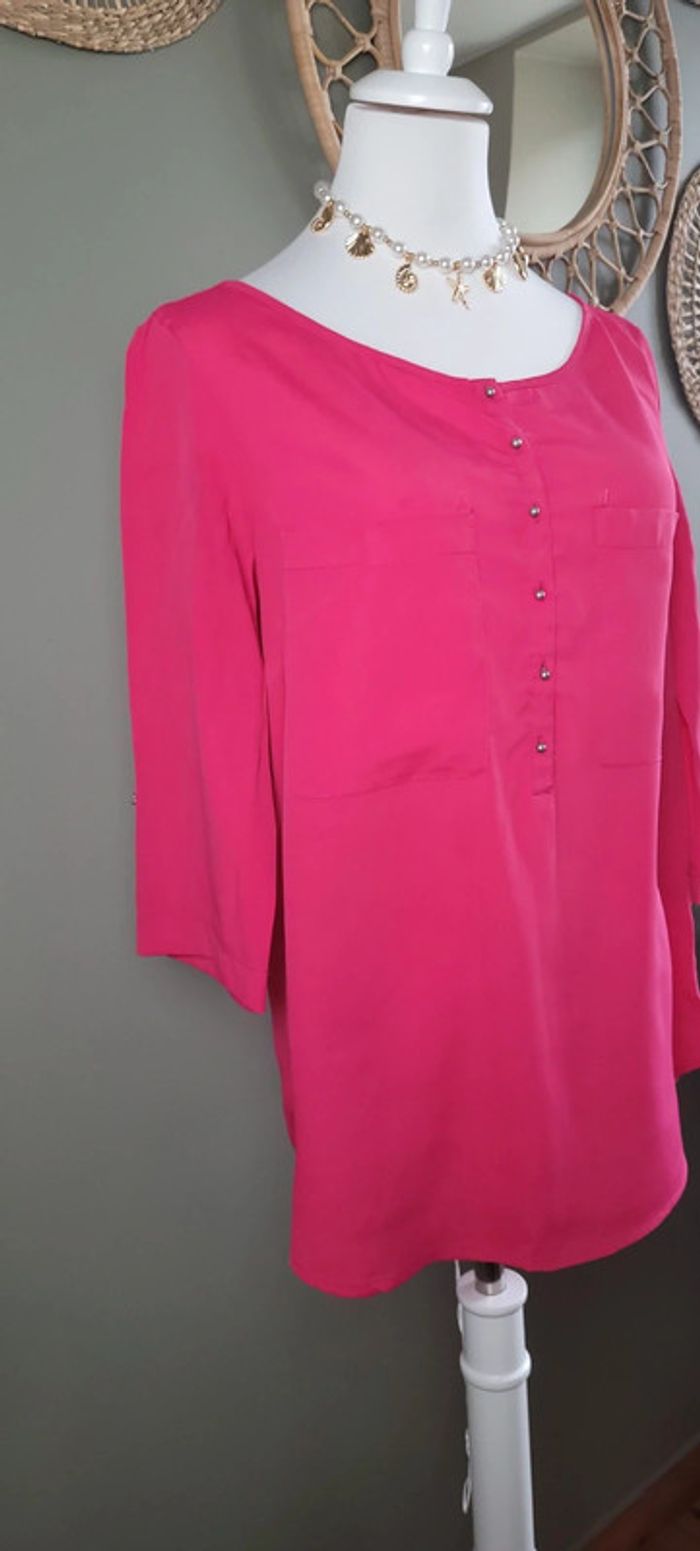 Jolie blouse Stradivarius Taille M Parfait état - photo numéro 3