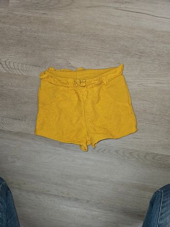 Short fille taille 2 ans