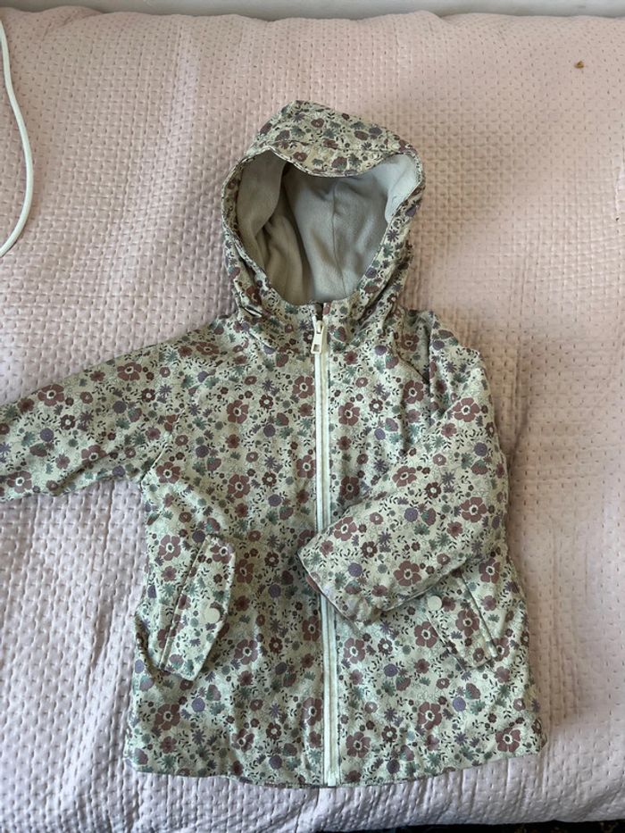 Veste imperméable Zara taille 104 - photo numéro 2