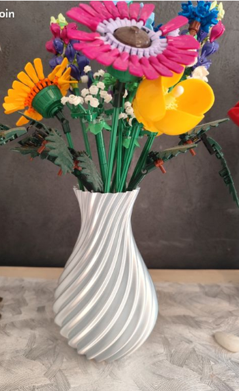 vase blanc brillant pour fleurs de type légo