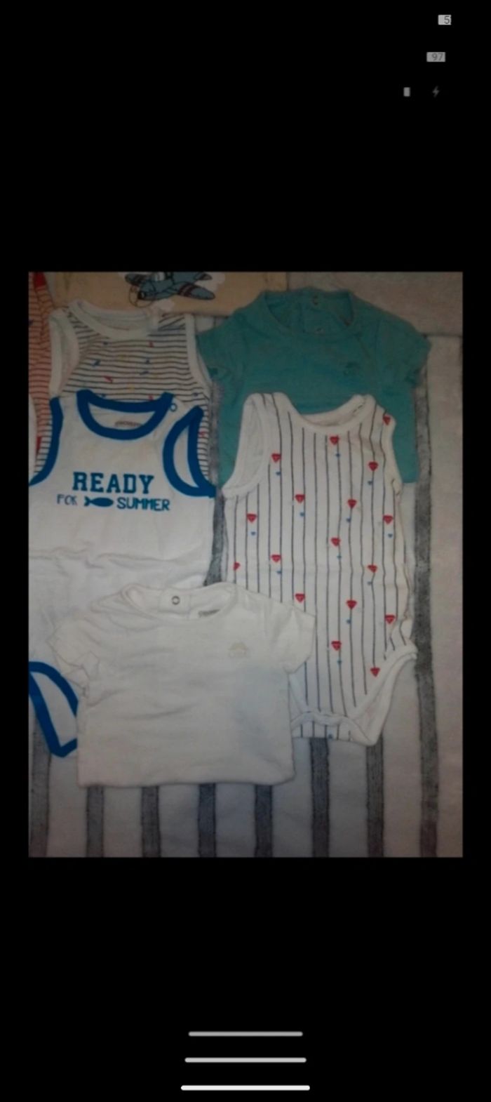 Lot 8 bodies garçon 9 mois - photo numéro 4