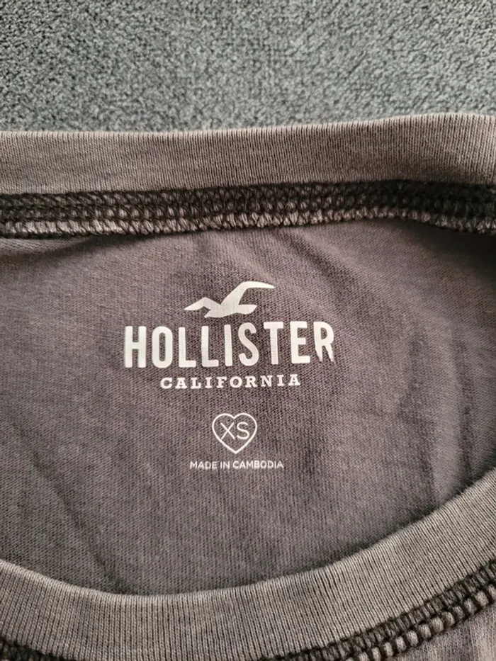 T-shirt Hollister, taille XS. - photo numéro 4