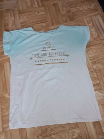 T-shirt fille Kiabi taille 12 ans en bon état