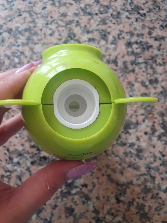 Distributeur de dentifrice pour enfant - photo numéro 4