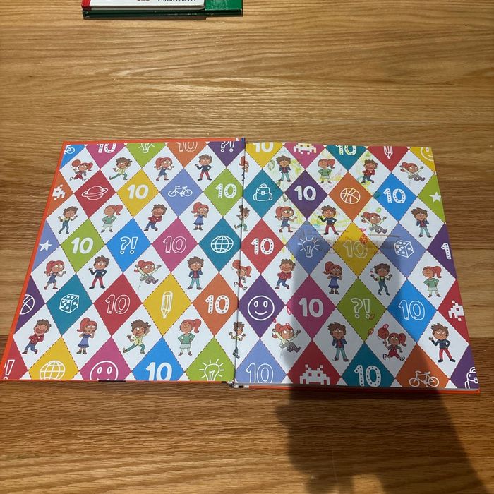 Le super livre de mes 10 ans - photo numéro 2