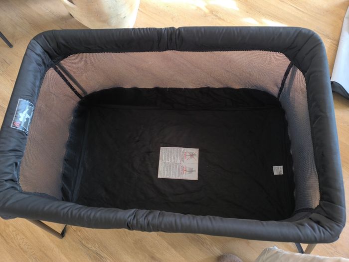 Lit babybjorn noir - photo numéro 2