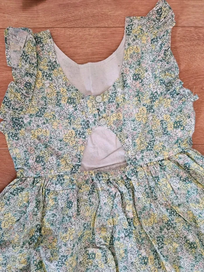 Robe Gemo 5 ans - photo numéro 2
