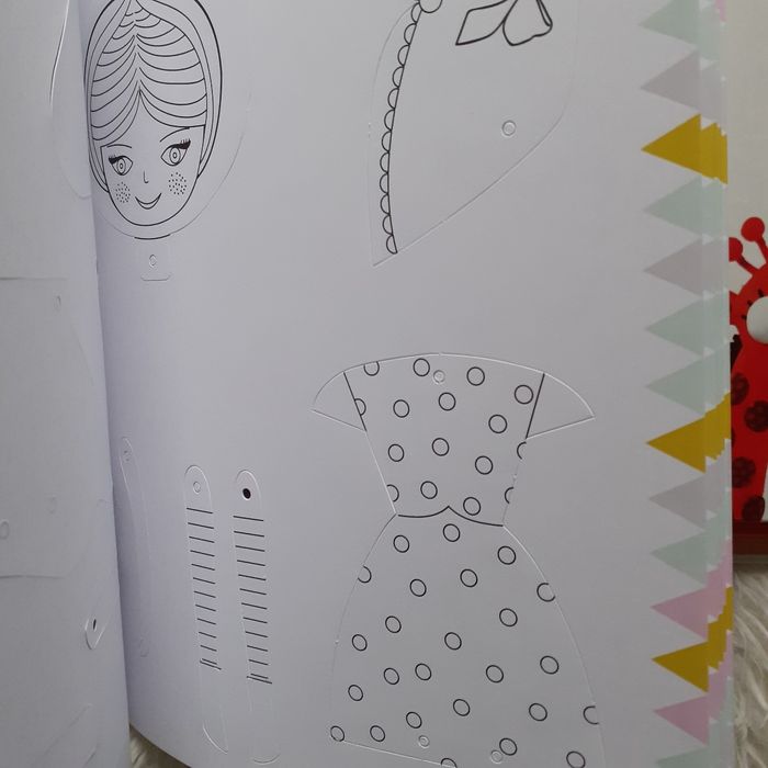 Livre 20 personnages/Pantins carton à assembler et colorier - photo numéro 4