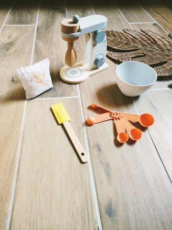 🍪Jeu d'imitation -Robot Pâtissier mixeur en Bois avec Accessoires 