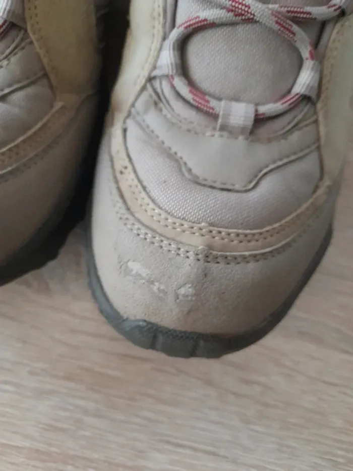 Chaussures de randonnée 42 - photo numéro 4