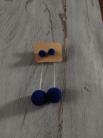 Boucles d'oreilles neuves