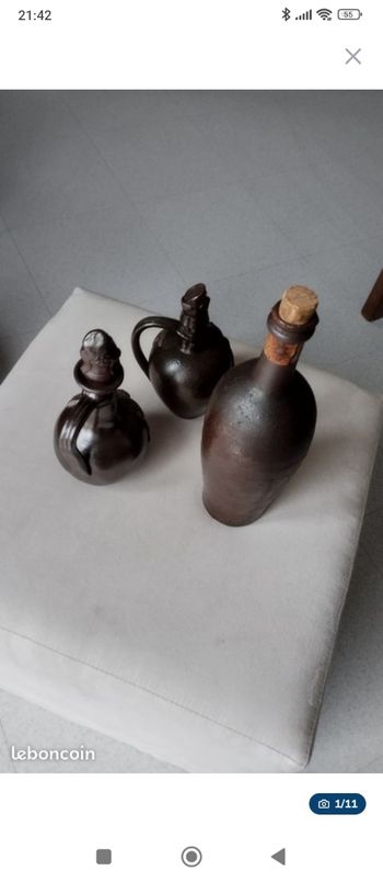 Bouteilles en grès